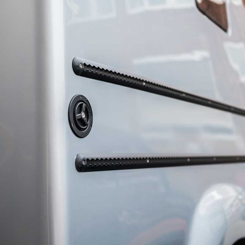 Aus einem Guss Aus einem Guss